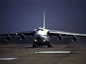 Ан-124 "Руслан". Фото с сайта aviacia.ru (с)