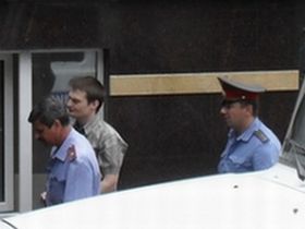Адвоката Михаила Беньяша привезли в суд, фото с сайта privetsochi.ru