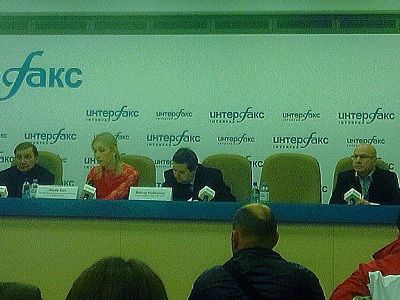 Пресс-конференция антикоррупционного комитета "Чистые руки". Фото: Каспаров.Ru