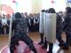 Демонстрация насилия в школе Златоуста. Фото: РЕН ТВ